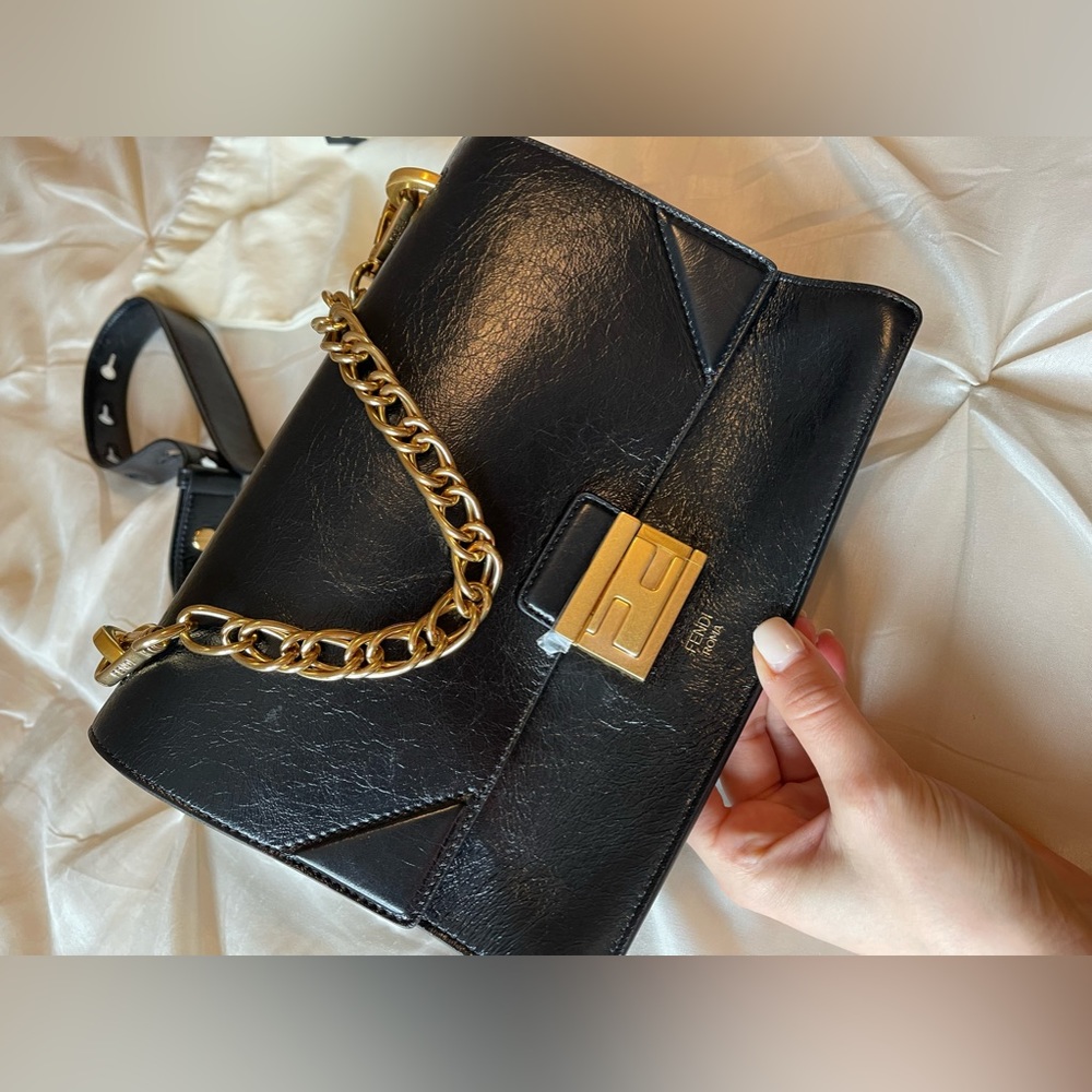 Fendi Kan U Shoulder Bag Leather Medium Brand New Black